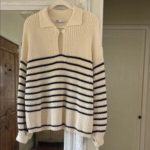 Zara Cream and Black Striped Women's Sweater sz Small